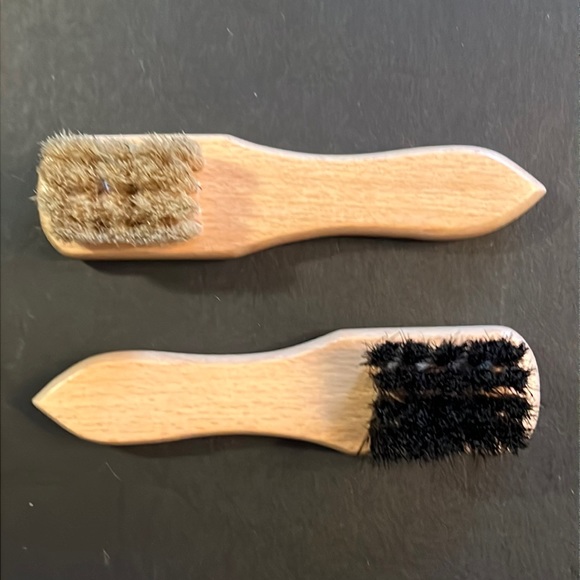 Kikkerland shoe cleaner brush set-5 beechwood handle & natural hair brush-NIB - Picture 8 of 13